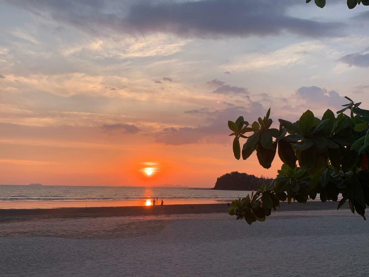 Laguna Beach Club Resort Ko Lanta Esterno foto